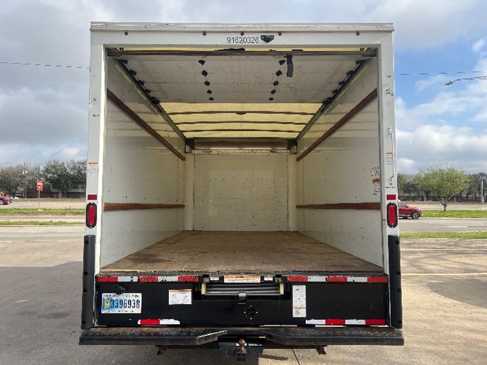 Light Duty Box Truck-Light and Medium Duty Trucks-GMC-2021-Savana G33903-Houston-TX-89,843\n\t\tmiles-$ 30,500 - Image 8
