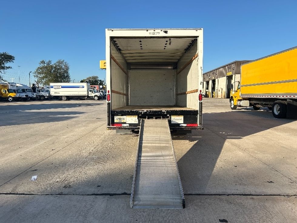 Light Duty Box Truck-Light and Medium Duty Trucks-GMC-2021-Savana G33903-Houston-TX-93,823\n\t\tmiles-$ 30,000 - Image 9