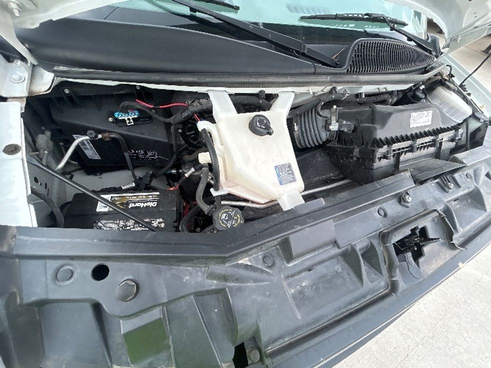 Light Duty Box Truck-Light and Medium Duty Trucks-GMC-2021-Savana G33903-Houston-TX-96,272\n\t\tmiles-$ 29,750 - Image 23