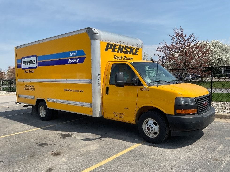 Light Duty Box Truck-Light and Medium Duty Trucks-GMC-2021-Savana G33903-Houston-TX-98,284\n\t\tmiles-$ 26,000 - Image 1