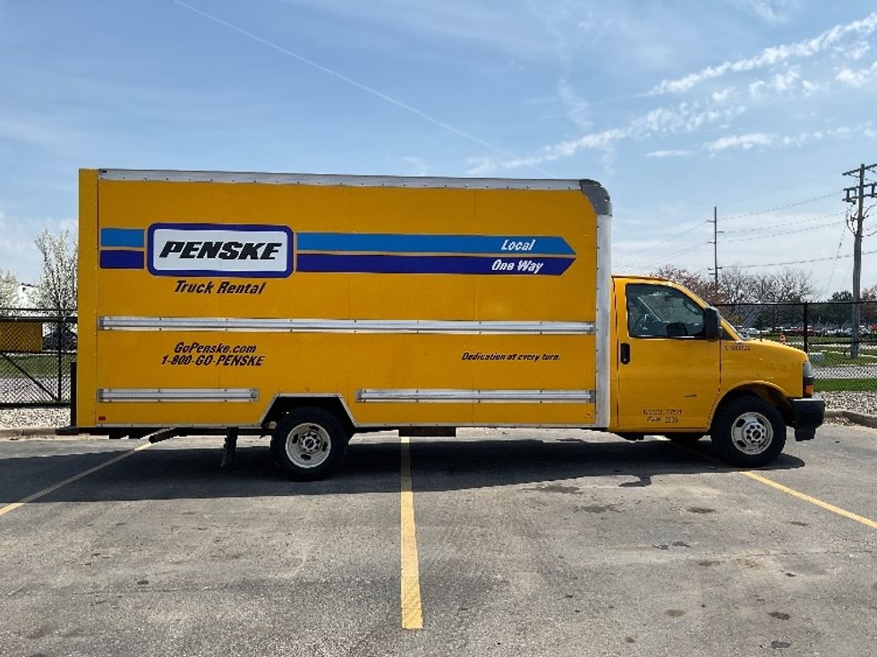 Light Duty Box Truck-Light and Medium Duty Trucks-GMC-2021-Savana G33903-Houston-TX-98,284\n\t\tmiles-$ 26,000 - Image 14