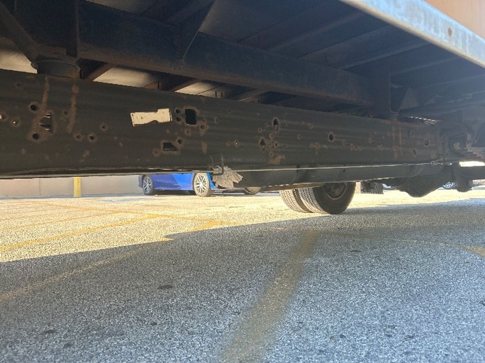 Light Duty Box Truck-Light and Medium Duty Trucks-GMC-2021-Savana G33903-Houston-TX-98,284\n\t\tmiles-$ 26,000 - Image 5