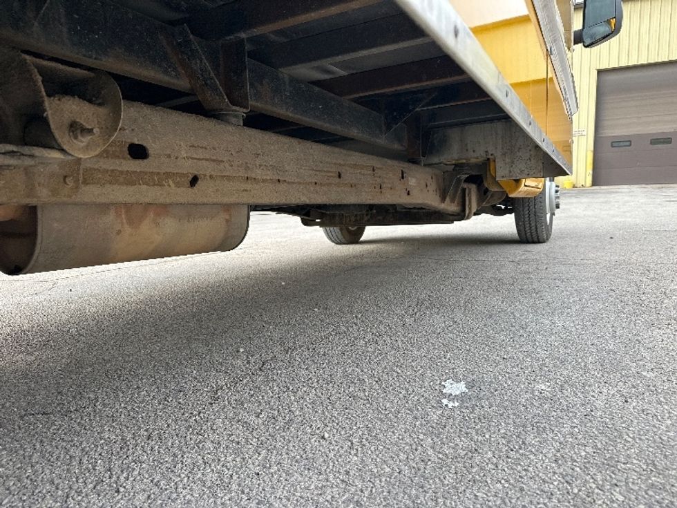 Light Duty Box Truck-Light and Medium Duty Trucks-GMC-2021-Savana G33903-Huntington-WV-100,306\n\t\tmiles-$ 25,750 - Image 14