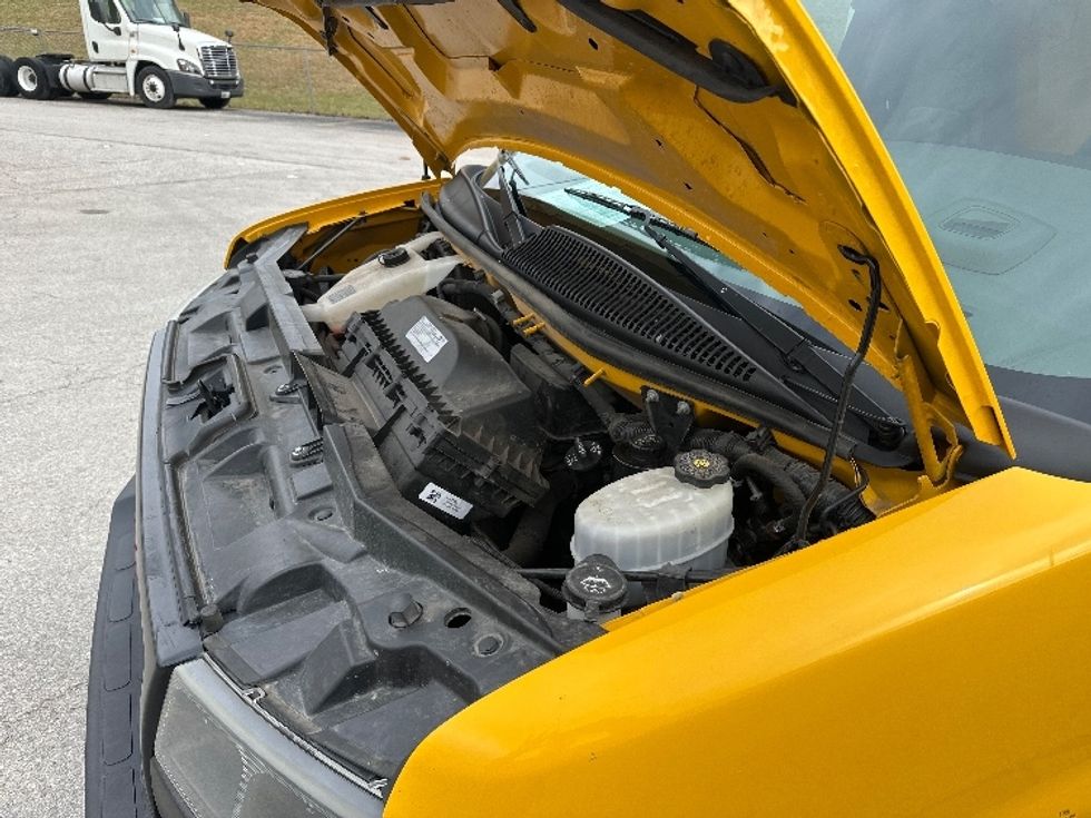 Light Duty Box Truck-Light and Medium Duty Trucks-GMC-2021-Savana G33903-Huntington-WV-100,306\n\t\tmiles-$ 25,750 - Image 24