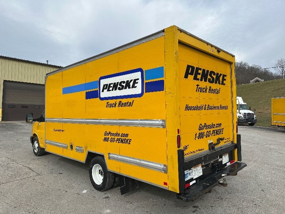 Light Duty Box Truck-Light and Medium Duty Trucks-GMC-2021-Savana G33903-Huntington-WV-100,306\n\t\tmiles-$ 25,750 - Image 6