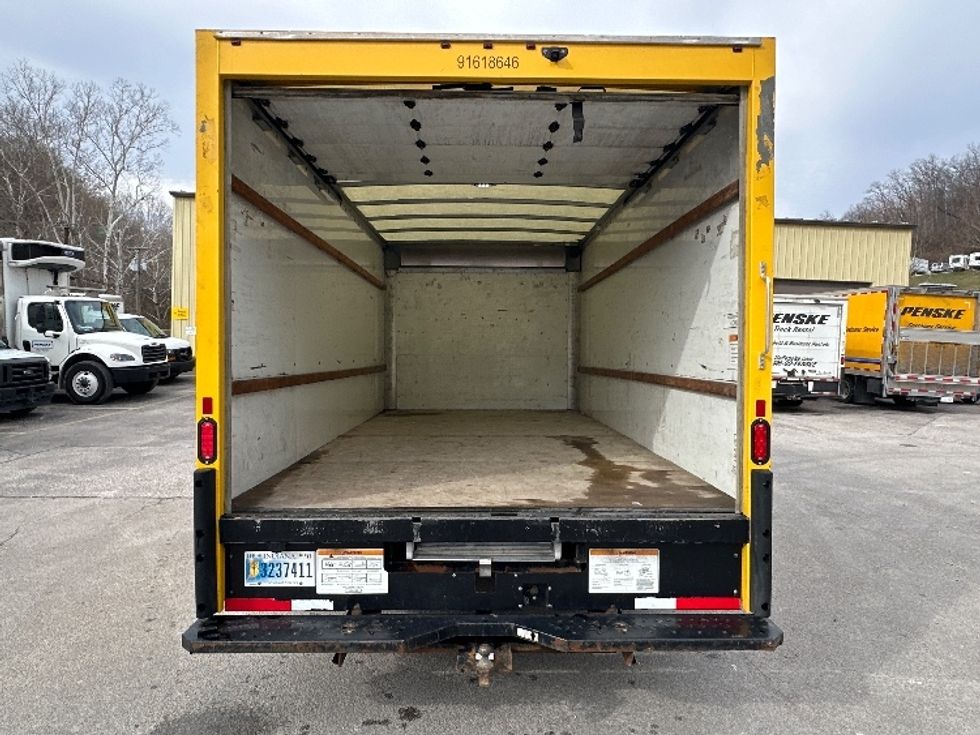 Light Duty Box Truck-Light and Medium Duty Trucks-GMC-2021-Savana G33903-Huntington-WV-100,306\n\t\tmiles-$ 25,750 - Image 8