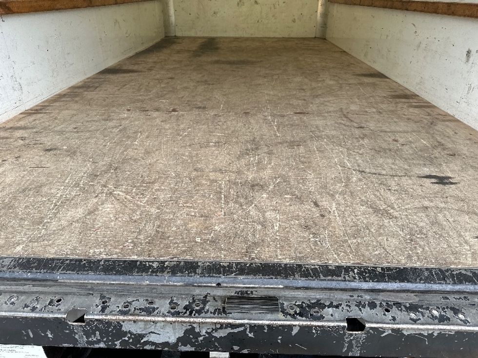 Light Duty Box Truck-Light and Medium Duty Trucks-GMC-2021-Savana G33903-Huntington-WV-76,780\n\t\tmiles-$ 34,250 - Image 10