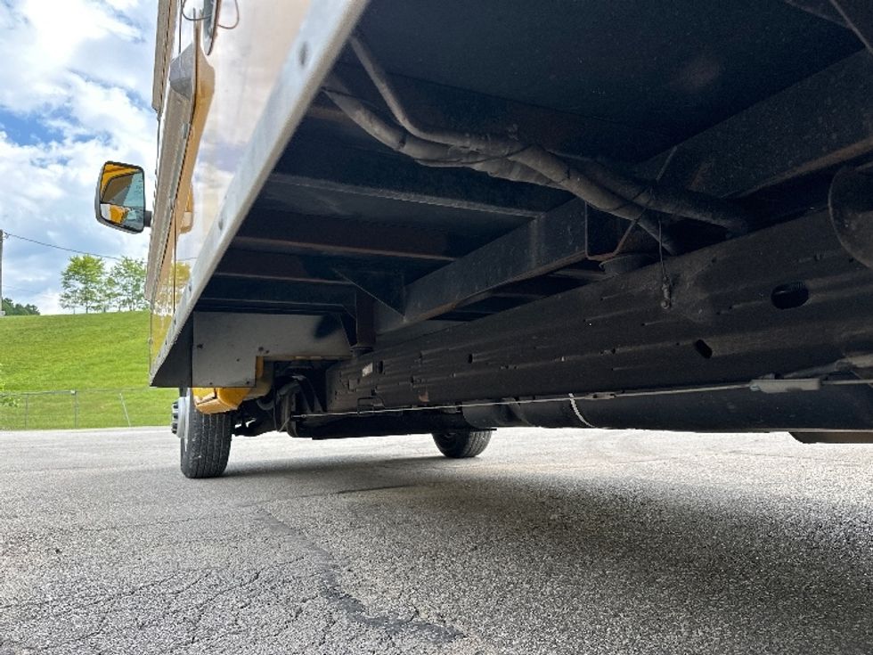 Light Duty Box Truck-Light and Medium Duty Trucks-GMC-2021-Savana G33903-Huntington-WV-76,780\n\t\tmiles-$ 34,250 - Image 5