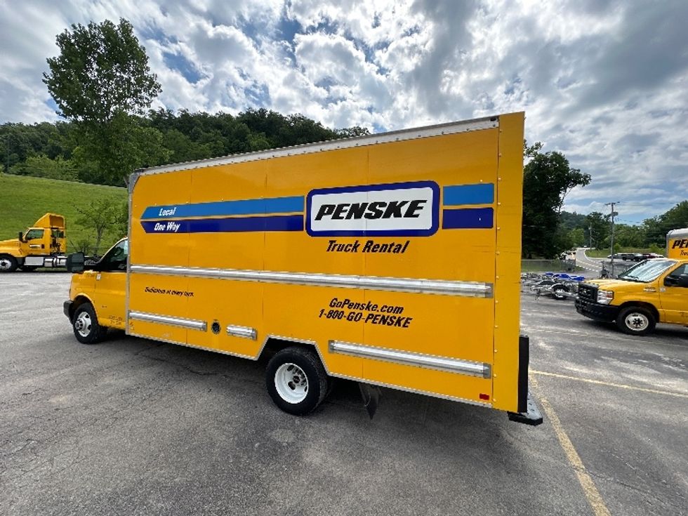 Light Duty Box Truck-Light and Medium Duty Trucks-GMC-2021-Savana G33903-Huntington-WV-76,780\n\t\tmiles-$ 34,250 - Image 6