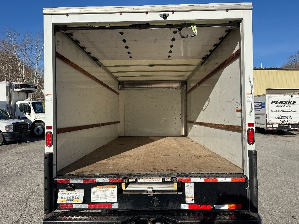 Light Duty Box Truck-Light and Medium Duty Trucks-GMC-2021-Savana G33903-Huntington-WV-98,033\n\t\tmiles-$ 28,750 - Image 8