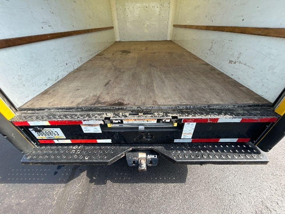 Light Duty Box Truck-Light and Medium Duty Trucks-GMC-2021-Savana G33903-Indianapolis-IN-100,447\n\t\tmiles-$ 24,250 - Image 10