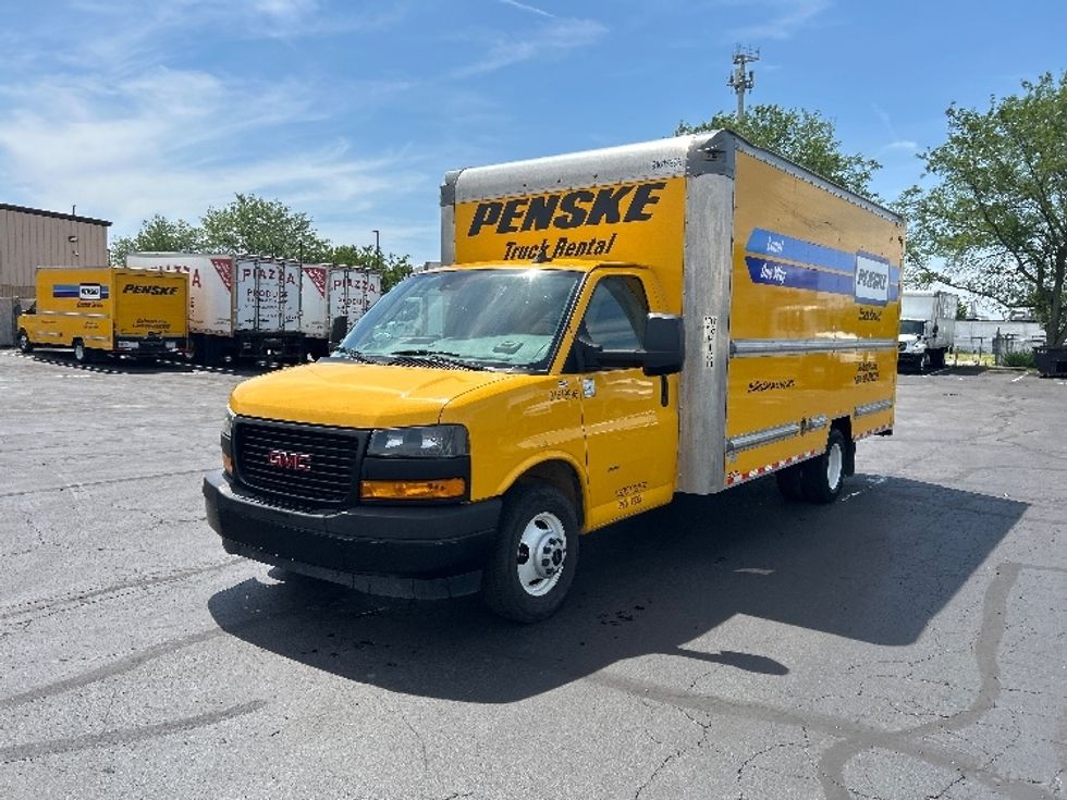 Light Duty Box Truck-Light and Medium Duty Trucks-GMC-2021-Savana G33903-Indianapolis-IN-101,372\n\t\tmiles-$ 25,750 - Image 3