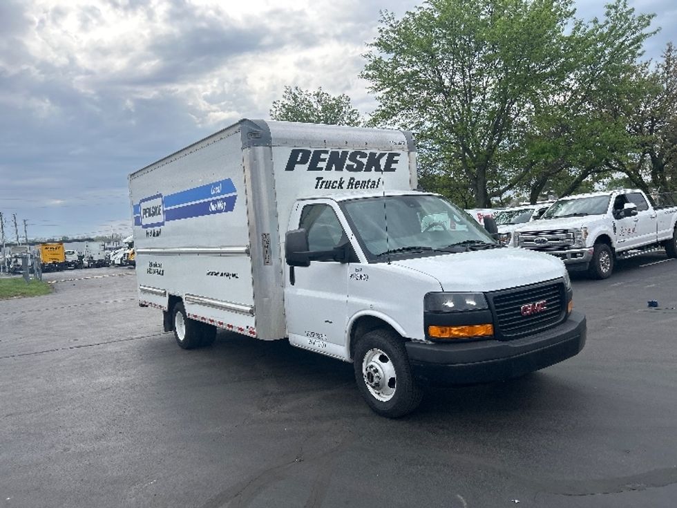 Light Duty Box Truck-Light and Medium Duty Trucks-GMC-2021-Savana G33903-Indianapolis-IN-102,337\n\t\tmiles-$ 27,000 - Image 1