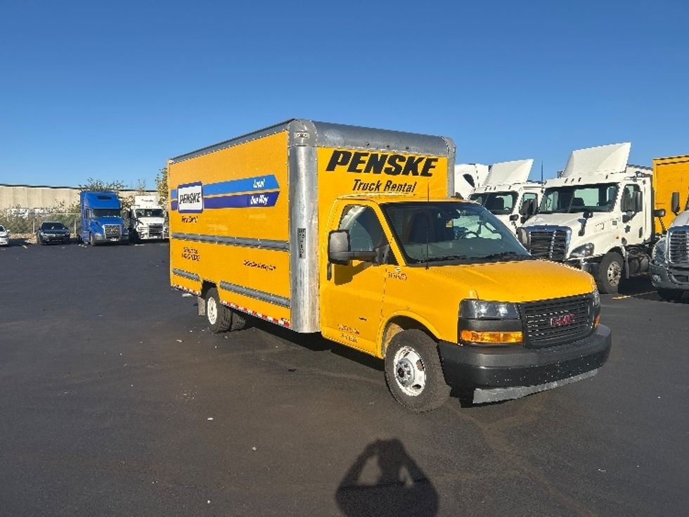 Light Duty Box Truck-Light and Medium Duty Trucks-GMC-2021-Savana G33903-Indianapolis-IN-103,112\n\t\tmiles-$ 25,750 - Image 1