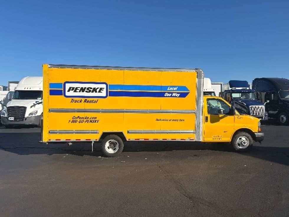 Light Duty Box Truck-Light and Medium Duty Trucks-GMC-2021-Savana G33903-Indianapolis-IN-103,112\n\t\tmiles-$ 25,750 - Image 15
