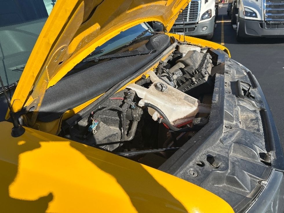 Light Duty Box Truck-Light and Medium Duty Trucks-GMC-2021-Savana G33903-Indianapolis-IN-103,112\n\t\tmiles-$ 25,750 - Image 23