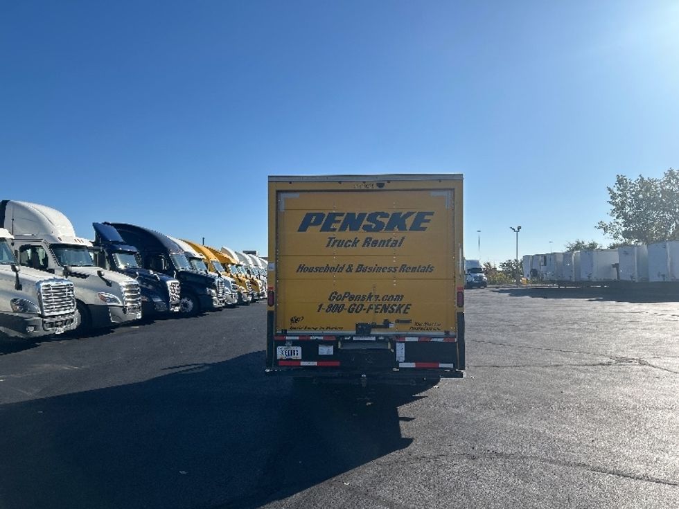 Light Duty Box Truck-Light and Medium Duty Trucks-GMC-2021-Savana G33903-Indianapolis-IN-103,112\n\t\tmiles-$ 25,750 - Image 7