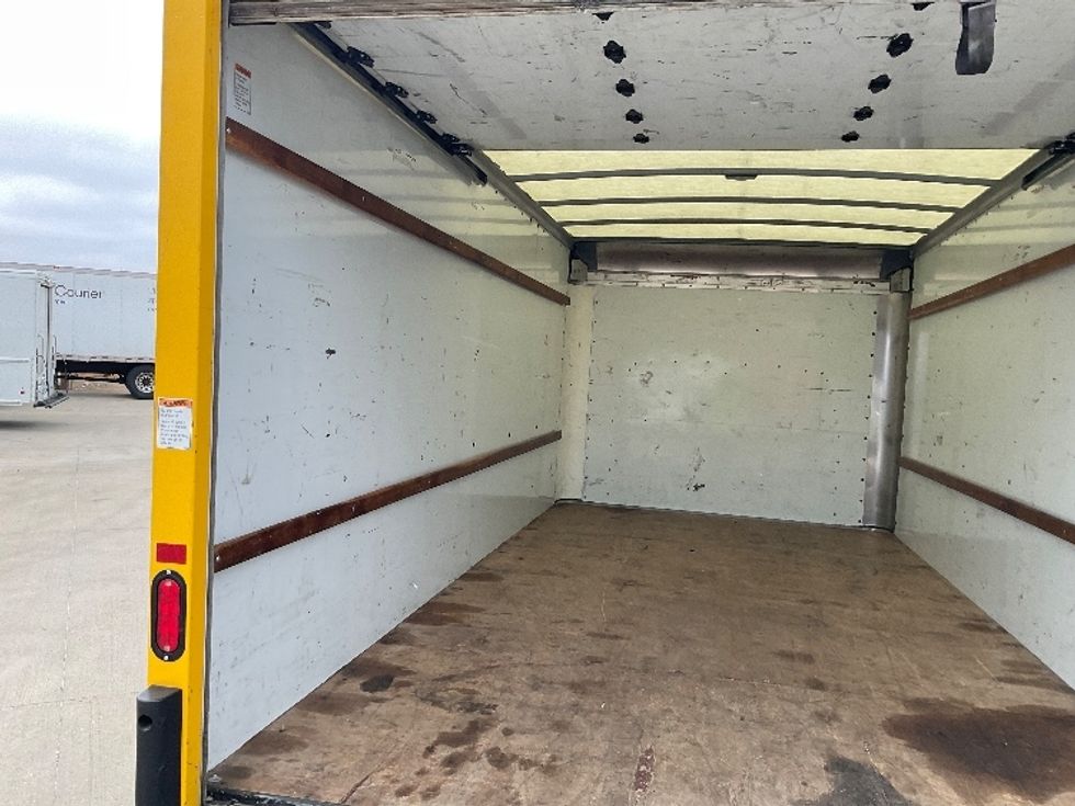 Light Duty Box Truck-Light and Medium Duty Trucks-GMC-2021-Savana G33903-Indianapolis-IN-107,876\n\t\tmiles-$ 24,750 - Image 10