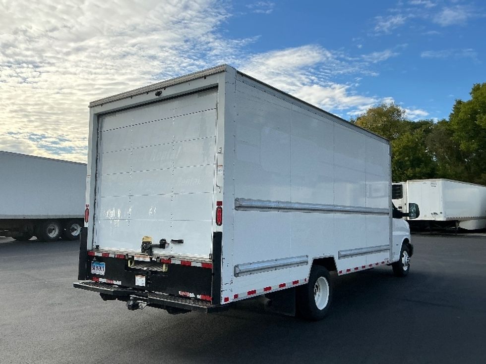 Light Duty Box Truck-Light and Medium Duty Trucks-GMC-2021-Savana G33903-Indianapolis-IN-114,923\n\t\tmiles-$ 26,500 - Image 13
