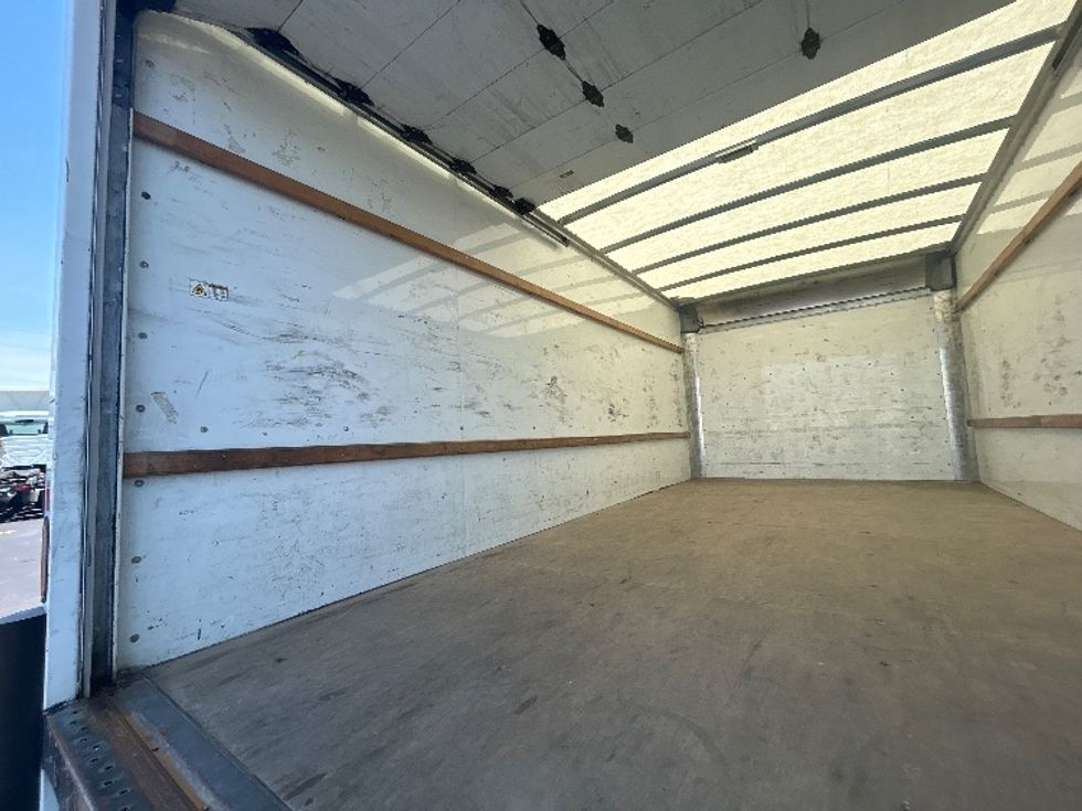Light Duty Box Truck-Light and Medium Duty Trucks-GMC-2021-Savana G33903-Indianapolis-IN-122,690\n\t\tmiles-$ 26,250 - Image 10