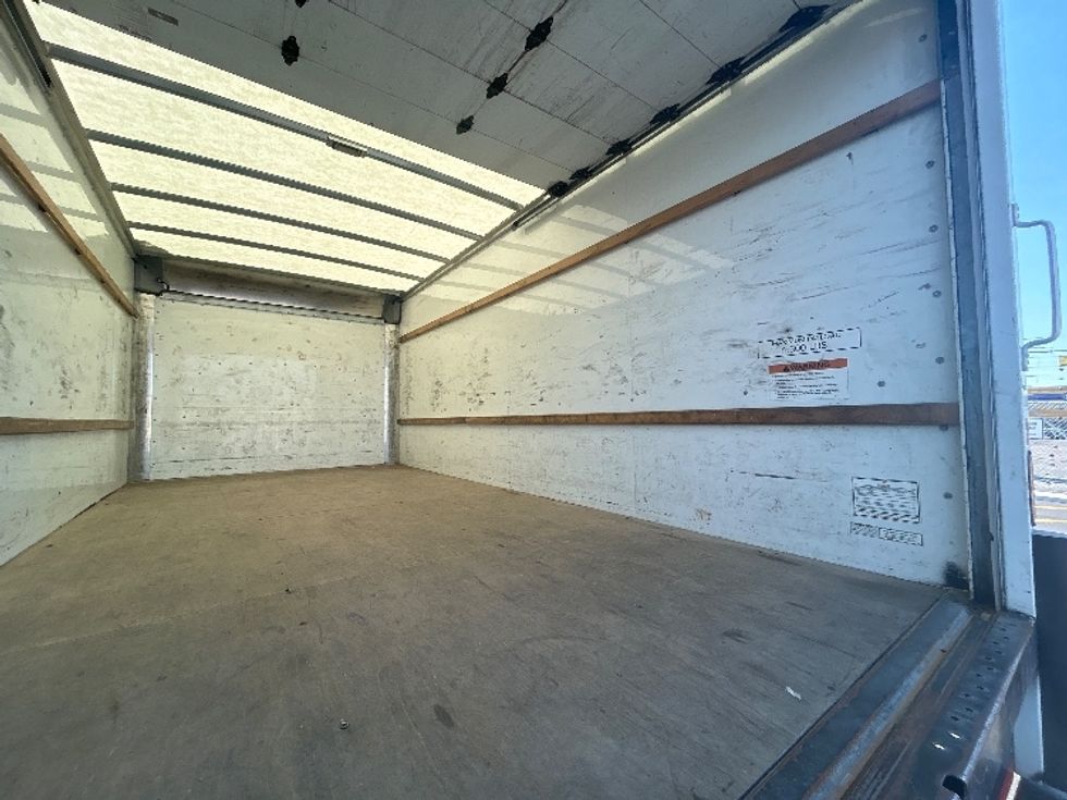 Light Duty Box Truck-Light and Medium Duty Trucks-GMC-2021-Savana G33903-Indianapolis-IN-122,690\n\t\tmiles-$ 26,250 - Image 11