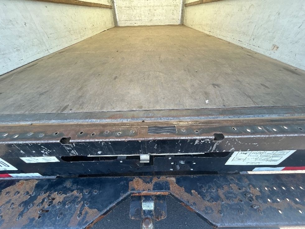 Light Duty Box Truck-Light and Medium Duty Trucks-GMC-2021-Savana G33903-Indianapolis-IN-122,690\n\t\tmiles-$ 26,250 - Image 9