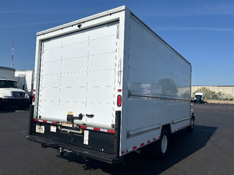 Light Duty Box Truck-Light and Medium Duty Trucks-GMC-2021-Savana G33903-Indianapolis-IN-60,711\n\t\tmiles-$ 33,500 - Image 13