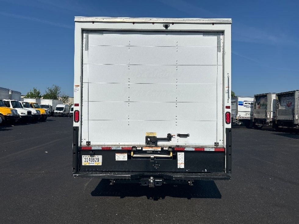 Light Duty Box Truck-Light and Medium Duty Trucks-GMC-2021-Savana G33903-Indianapolis-IN-60,711\n\t\tmiles-$ 33,500 - Image 7