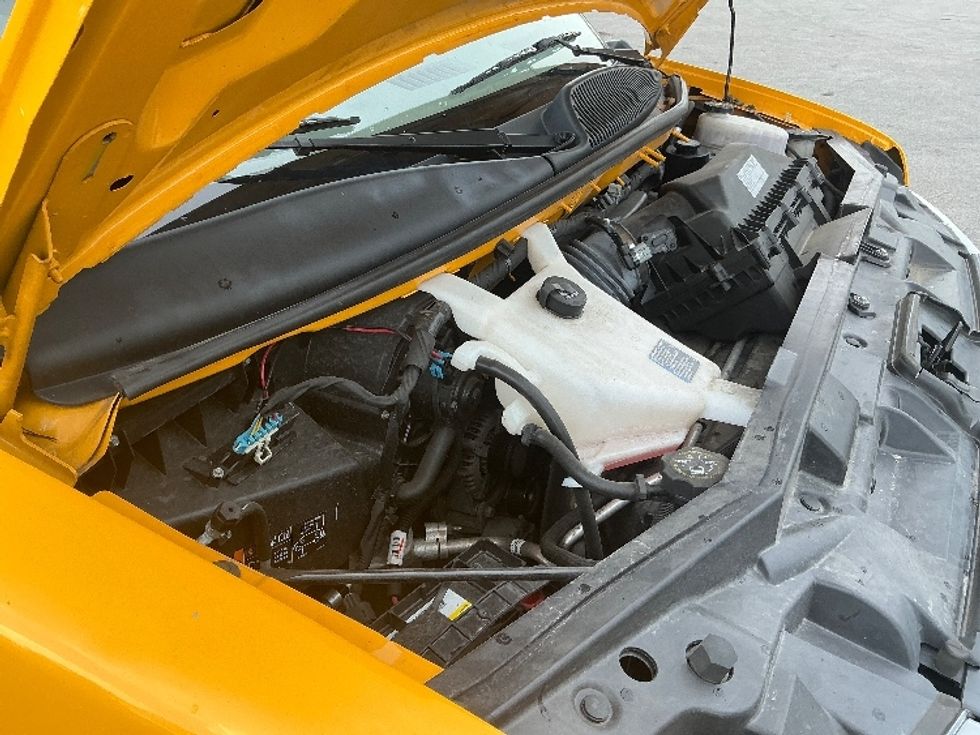 Light Duty Box Truck-Light and Medium Duty Trucks-GMC-2021-Savana G33903-Indianapolis-IN-68,680\n\t\tmiles-$ 27,750 - Image 19