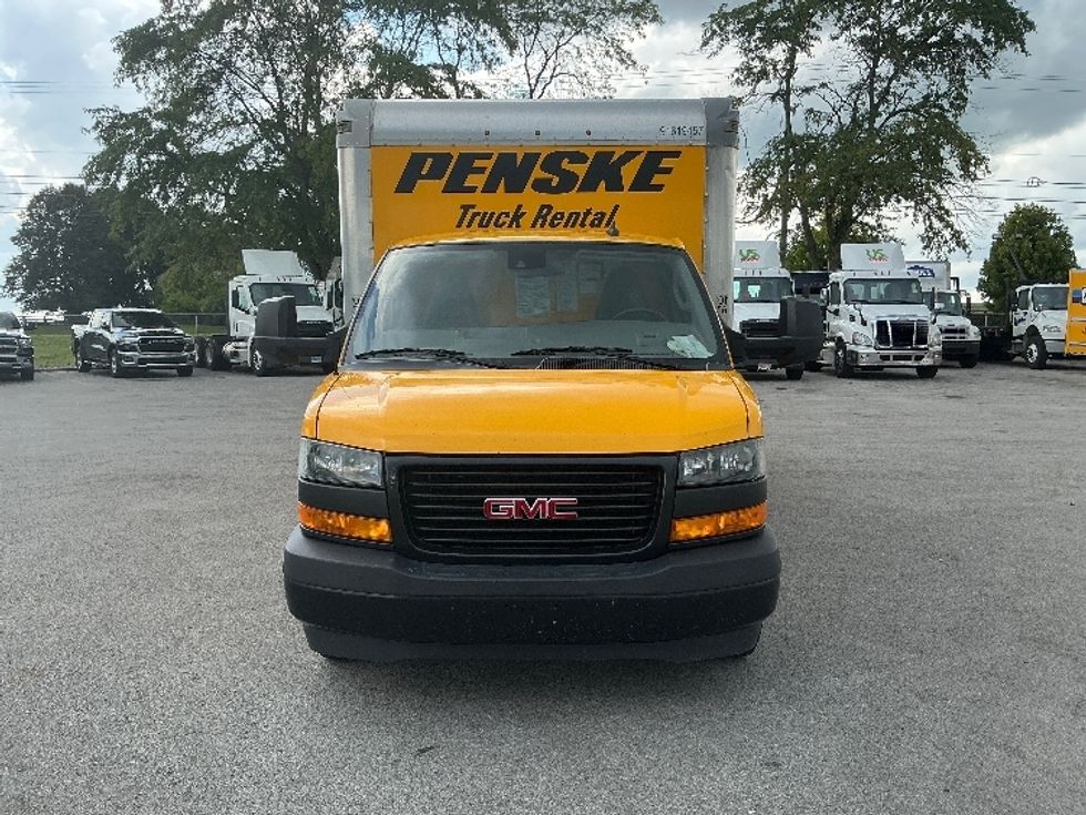 Light Duty Box Truck-Light and Medium Duty Trucks-GMC-2021-Savana G33903-Indianapolis-IN-68,680\n\t\tmiles-$ 27,750 - Image 2