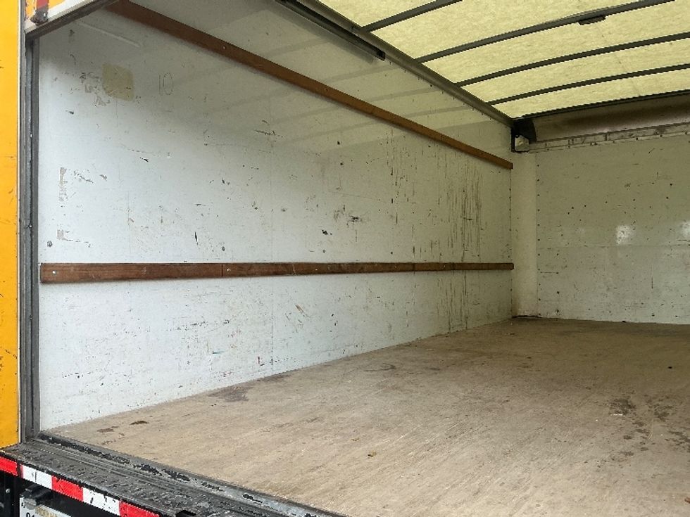 Light Duty Box Truck-Light and Medium Duty Trucks-GMC-2021-Savana G33903-Indianapolis-IN-68,680\n\t\tmiles-$ 27,750 - Image 8