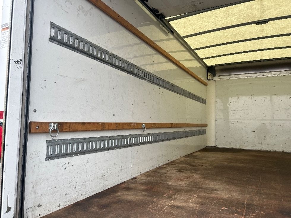 Light Duty Box Truck-Light and Medium Duty Trucks-GMC-2021-Savana G33903-Indianapolis-IN-80,950\n\t\tmiles-$ 30,750 - Image 10