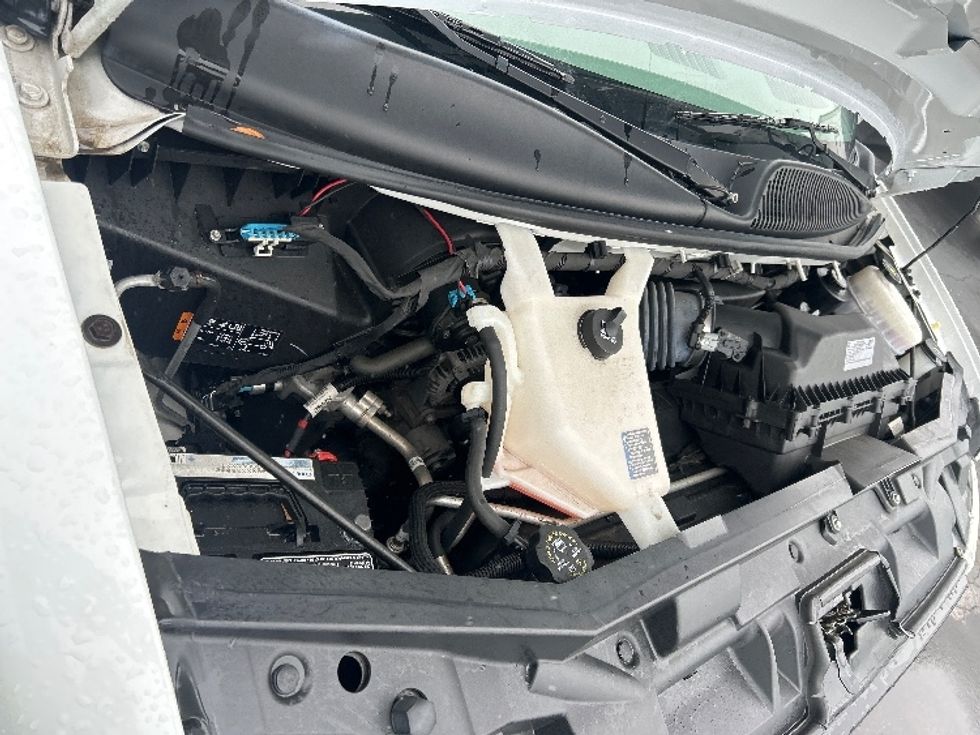 Light Duty Box Truck-Light and Medium Duty Trucks-GMC-2021-Savana G33903-Indianapolis-IN-80,950\n\t\tmiles-$ 30,750 - Image 22