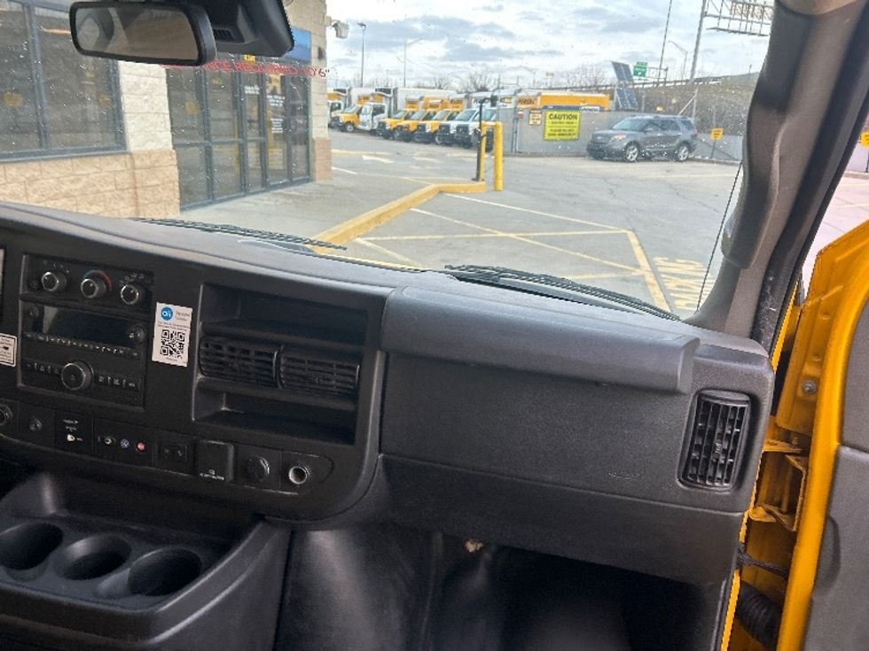 Light Duty Box Truck-Light and Medium Duty Trucks-GMC-2021-Savana G33903-Indianapolis-IN-87,804\n\t\tmiles-$ 27,000 - Image 20