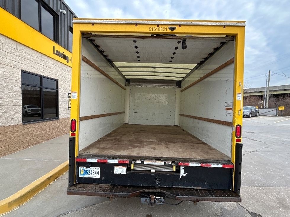 Light Duty Box Truck-Light and Medium Duty Trucks-GMC-2021-Savana G33903-Indianapolis-IN-87,804\n\t\tmiles-$ 27,000 - Image 8