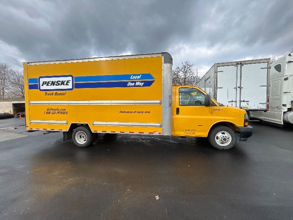 Light Duty Box Truck-Light and Medium Duty Trucks-GMC-2021-Savana G33903-Indianapolis-IN-88,362\n\t\tmiles-$ 29,250 - Image 14