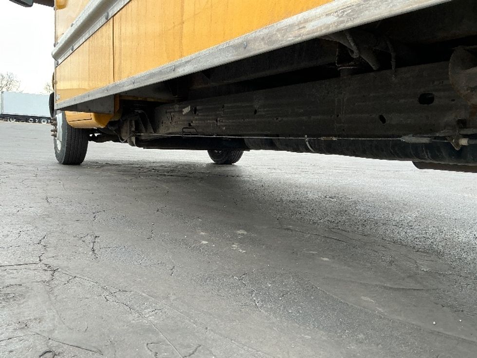 Light Duty Box Truck-Light and Medium Duty Trucks-GMC-2021-Savana G33903-Indianapolis-IN-88,520\n\t\tmiles-$ 27,000 - Image 5