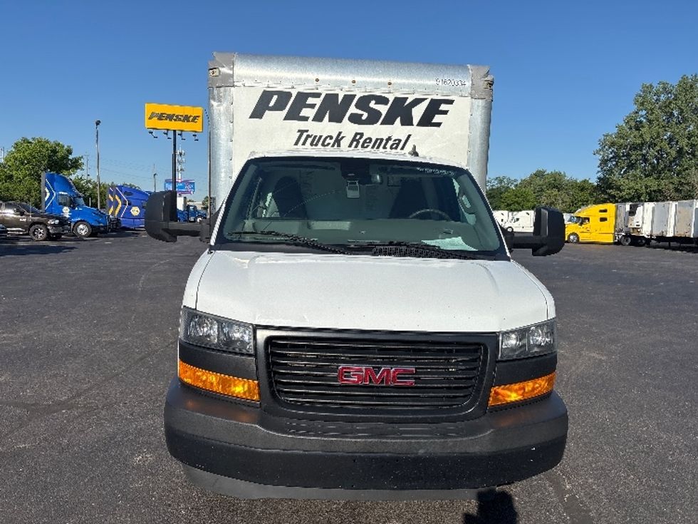 Light Duty Box Truck-Light and Medium Duty Trucks-GMC-2021-Savana G33903-Indianapolis-IN-95,259\n\t\tmiles-$ 29,250 - Image 2