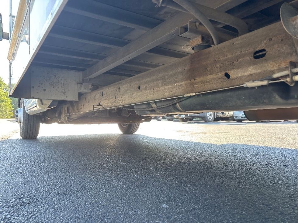 Light Duty Box Truck-Light and Medium Duty Trucks-GMC-2021-Savana G33903-Indianapolis-IN-95,259\n\t\tmiles-$ 29,250 - Image 5