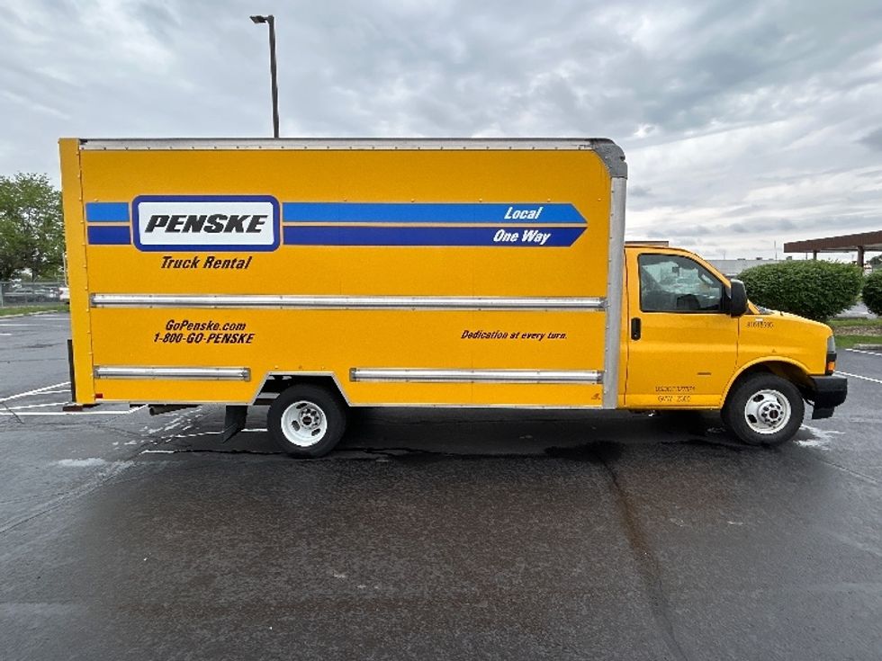 Light Duty Box Truck-Light and Medium Duty Trucks-GMC-2021-Savana G33903-Indianapolis-IN-96,654\n\t\tmiles-$ 24,750 - Image 15