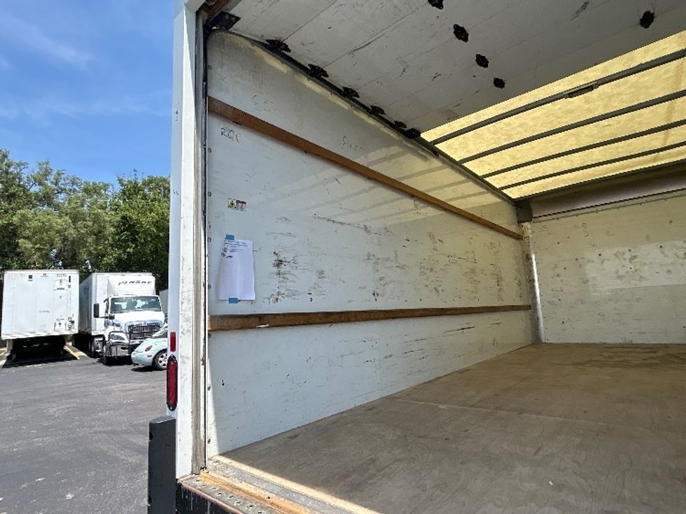 Light Duty Box Truck-Light and Medium Duty Trucks-GMC-2021-Savana G33903-Indianapolis-IN-96,954\n\t\tmiles-$ 29,000 - Image 11