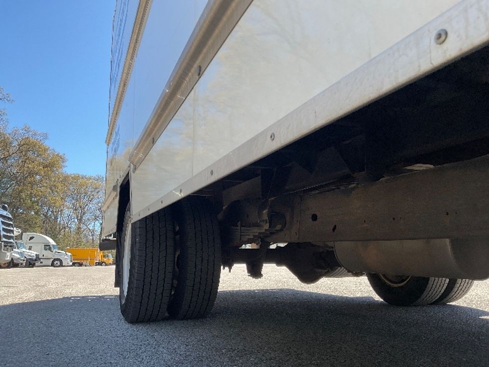 Light Duty Box Truck-Light and Medium Duty Trucks-GMC-2021-Savana G33903-Jackson-MI-95,059\n\t\tmiles-$ 29,250 - Image 14