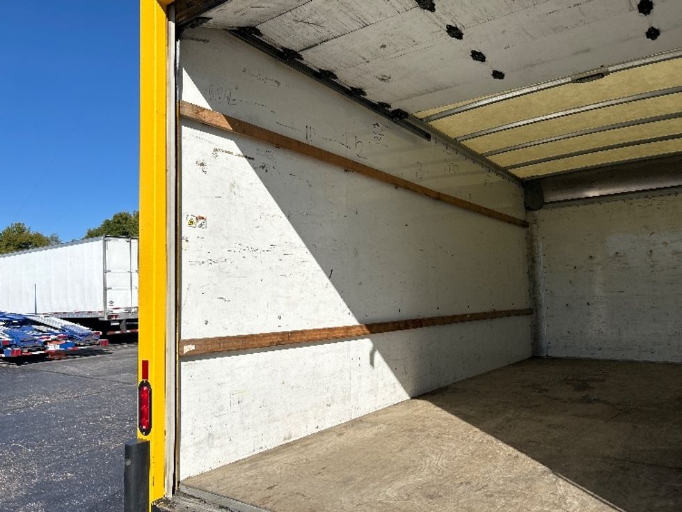 Light Duty Box Truck-Light and Medium Duty Trucks-GMC-2021-Savana G33903-Jackson-TN-103,932\n\t\tmiles-$ 26,250 - Image 11