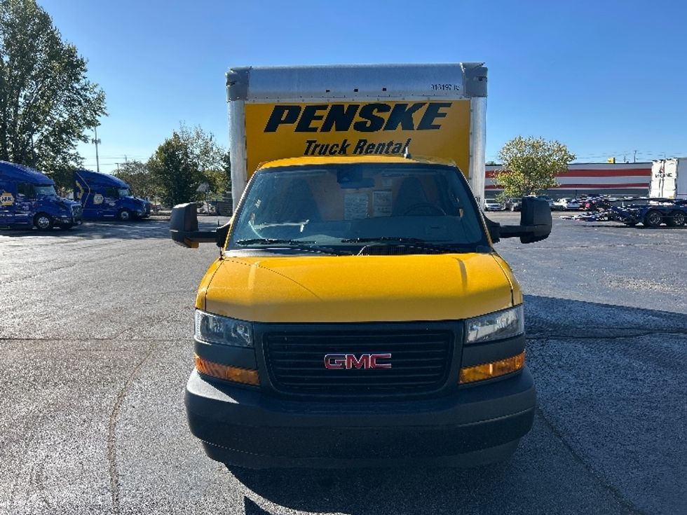 Light Duty Box Truck-Light and Medium Duty Trucks-GMC-2021-Savana G33903-Jackson-TN-103,932\n\t\tmiles-$ 26,250 - Image 2