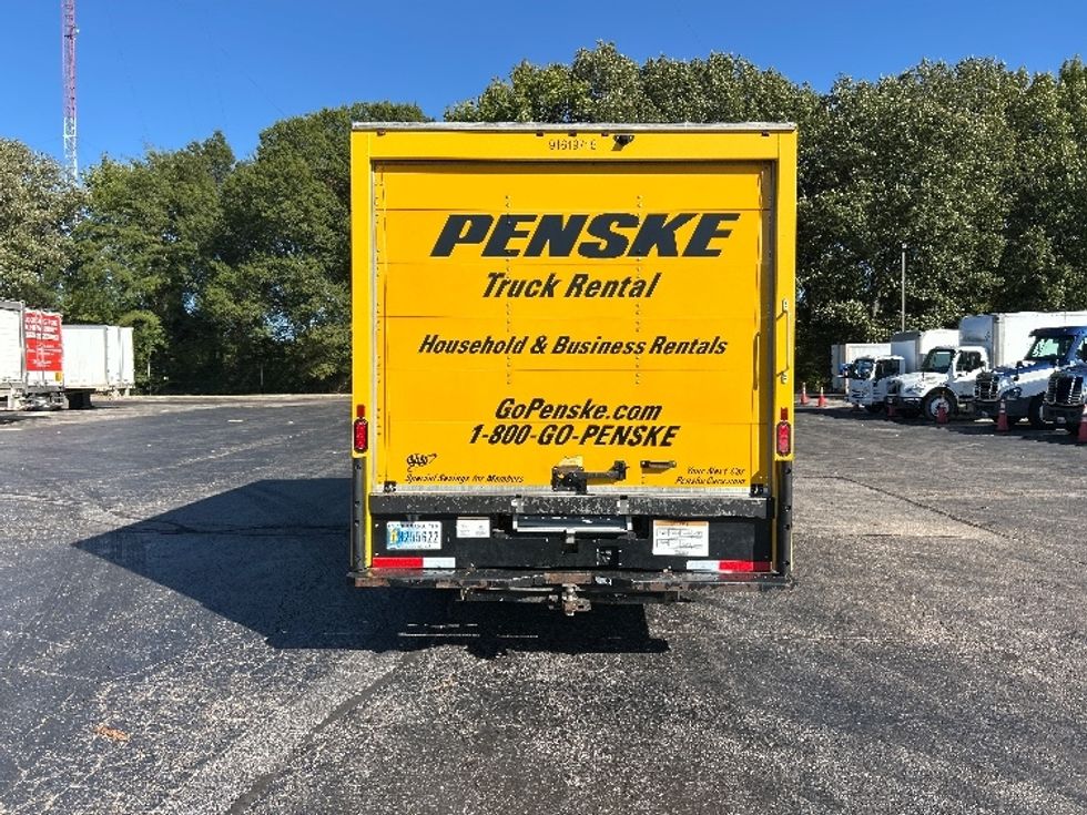 Light Duty Box Truck-Light and Medium Duty Trucks-GMC-2021-Savana G33903-Jackson-TN-103,932\n\t\tmiles-$ 26,250 - Image 7