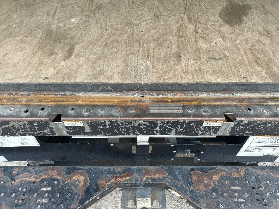 Light Duty Box Truck-Light and Medium Duty Trucks-GMC-2021-Savana G33903-Jackson-TN-117,181\n\t\tmiles-$ 27,250 - Image 10