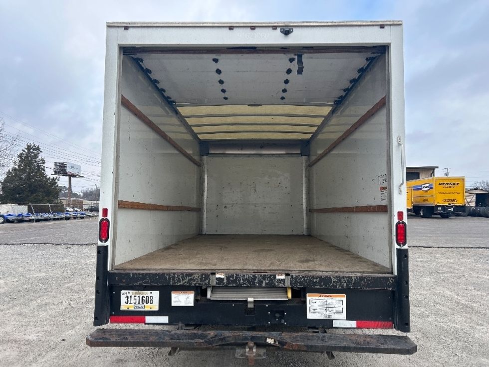 Light Duty Box Truck-Light and Medium Duty Trucks-GMC-2021-Savana G33903-Jackson-TN-117,181\n\t\tmiles-$ 27,250 - Image 8