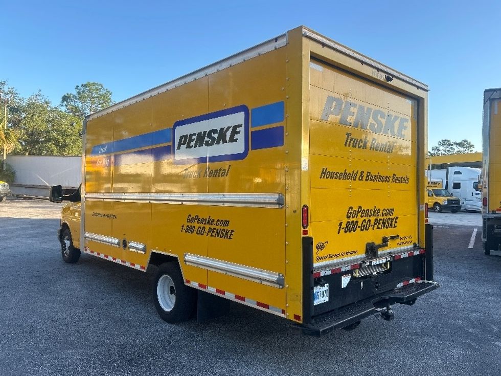 Light Duty Box Truck-Light and Medium Duty Trucks-GMC-2021-Savana G33903-Jacksonville-FL-105,052\n\t\tmiles-$ 25,250 - Image 6