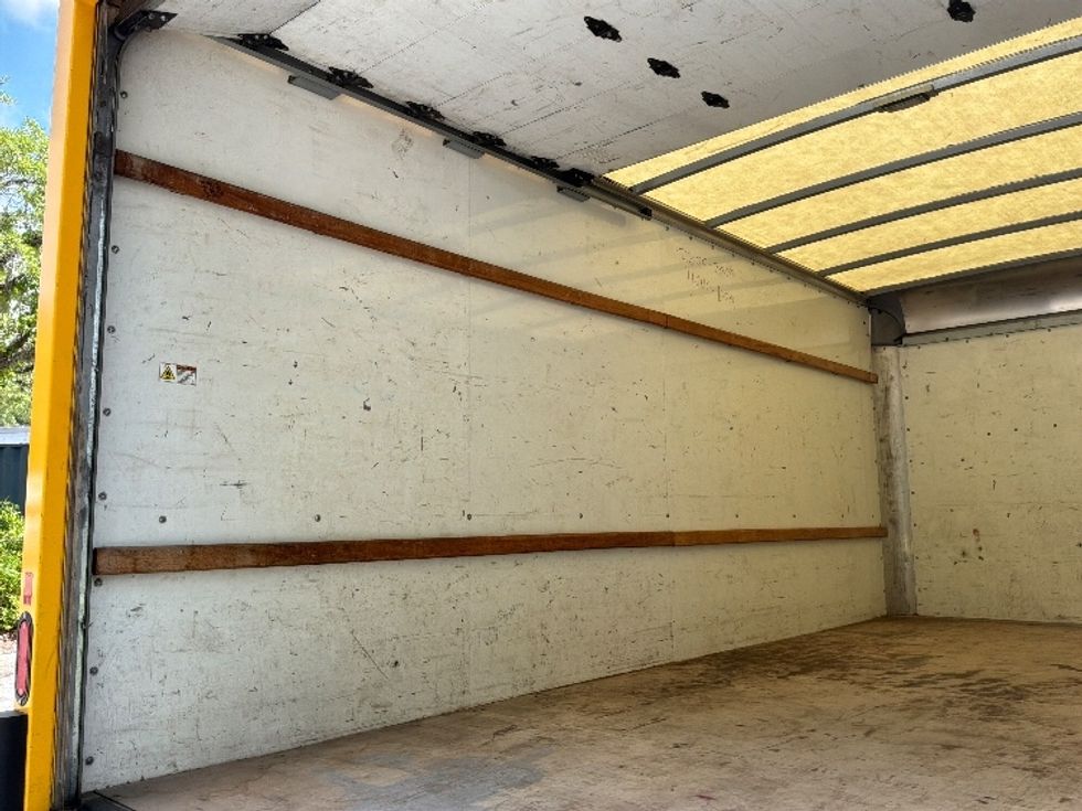 Light Duty Box Truck-Light and Medium Duty Trucks-GMC-2021-Savana G33903-Jacksonville-FL-105,347\n\t\tmiles-$ 25,000 - Image 11