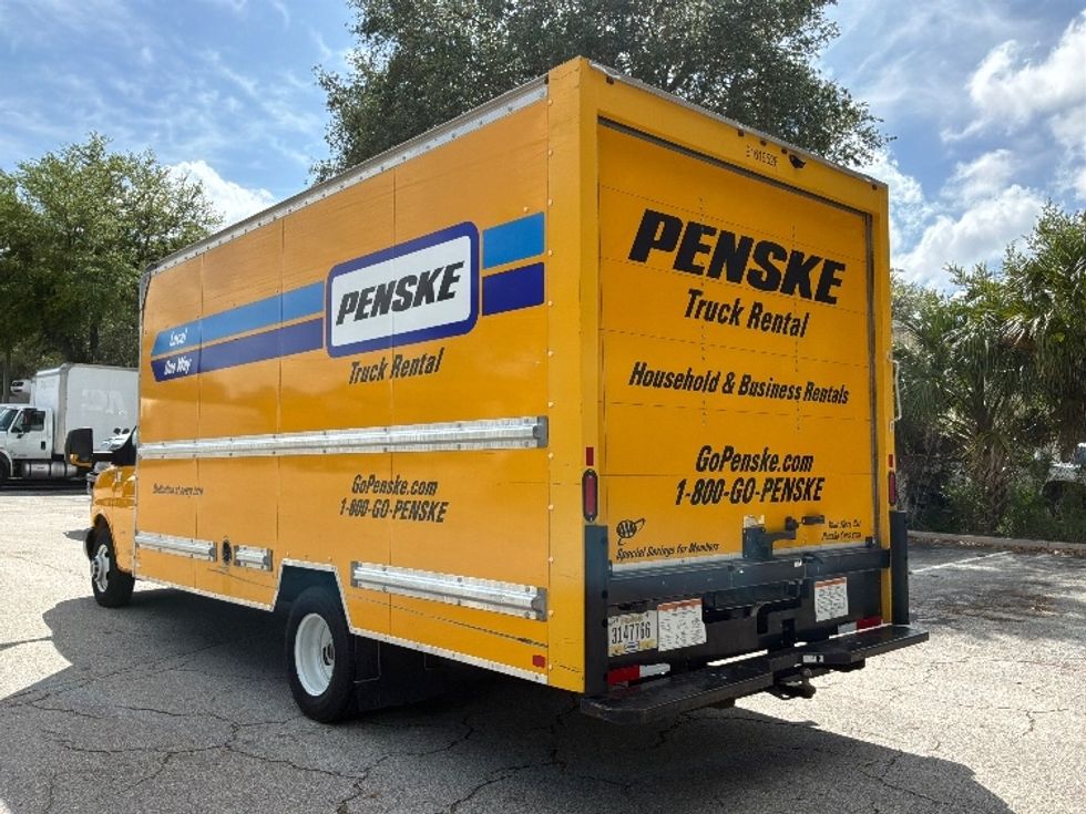 Light Duty Box Truck-Light and Medium Duty Trucks-GMC-2021-Savana G33903-Jacksonville-FL-105,347\n\t\tmiles-$ 25,000 - Image 26